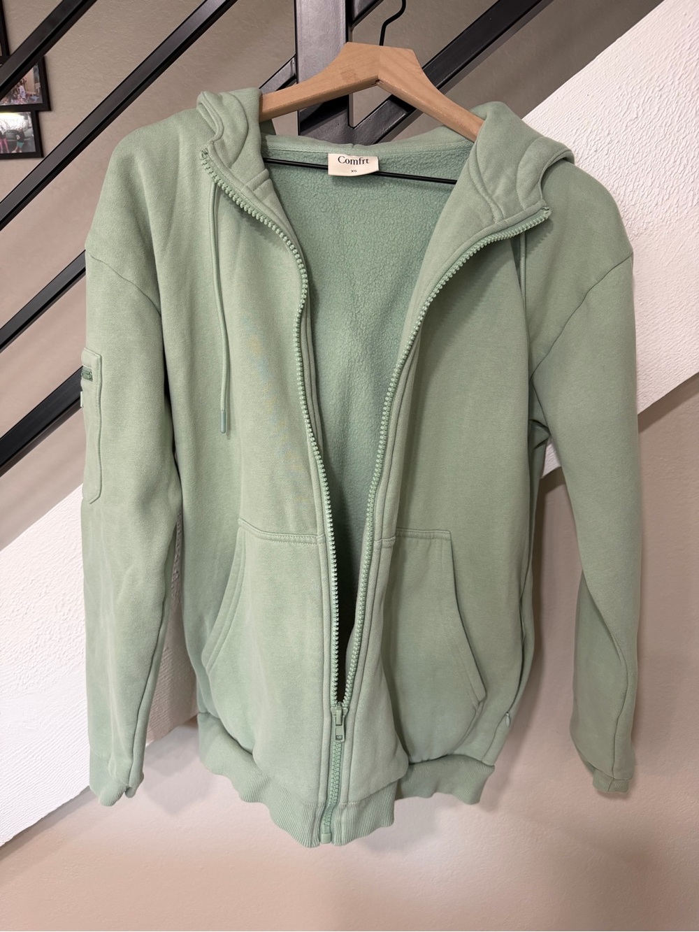 Comfit Sage Green Zip-Up Bomber Hoodie and pants set